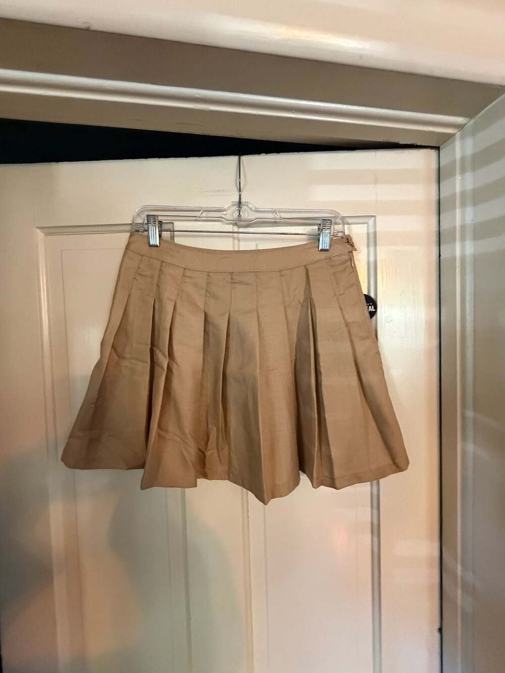 Forever 21 Pleated Mini Skirt Size L Khaki Polyester